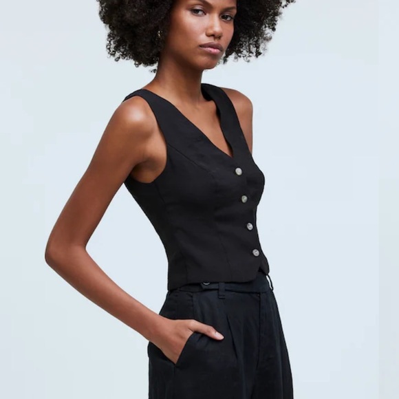 Madewell Jackets & Blazers - Madewell Katrina Crop Vest Top in Softdrape True Black Womens Size 0 New w Tags